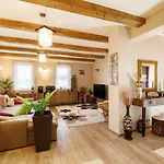 شقة Zen By Interhome *