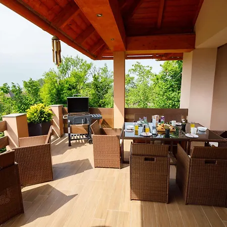 Zen By Interhome Revfulop